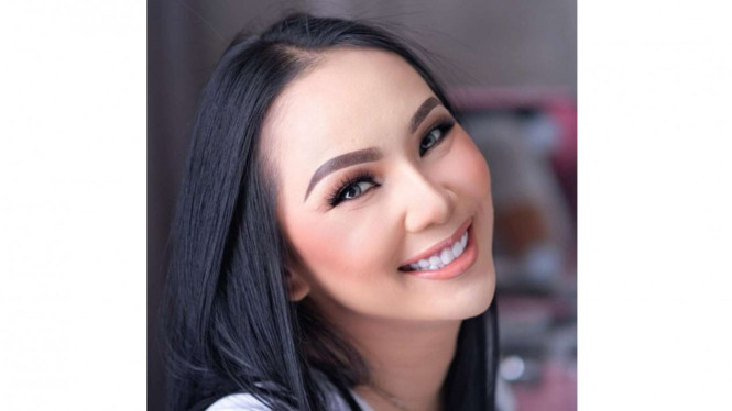 Instagram/@dewitian85