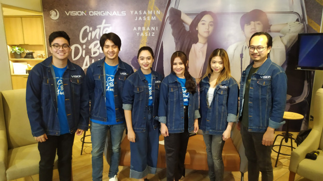 IntipSeleb/ Wahyu Firmansyah