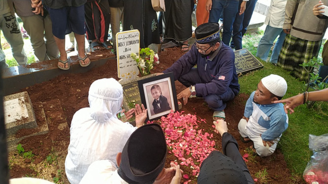 IntipSeleb/ Wahyu Firmansyah