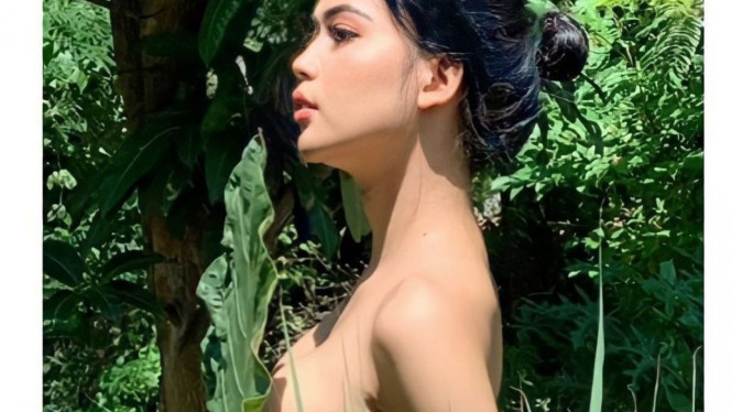 Instagram/@dindasyarif