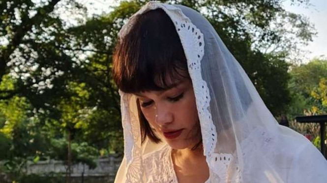 Instagram/@tracytrinita