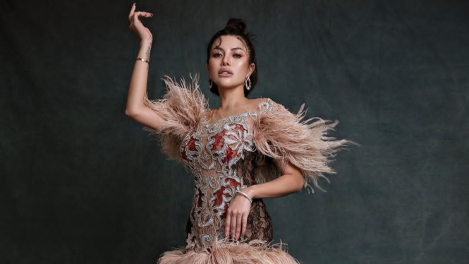 Instagram/nikitamirzanimawardi_172