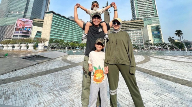 Instagram/ @tya_ariestya