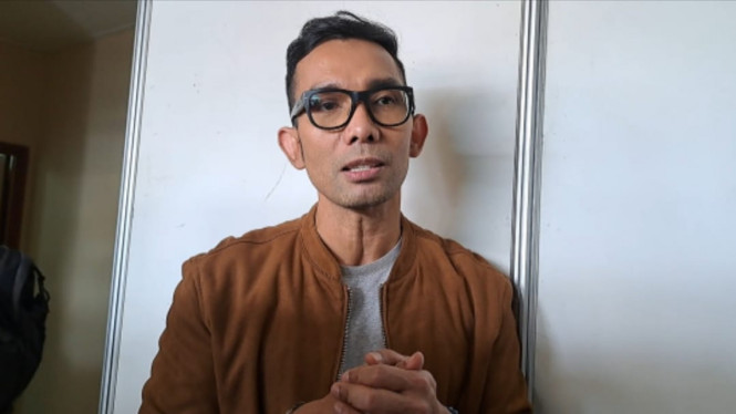 Intipseleb/Tiya Sukmawati