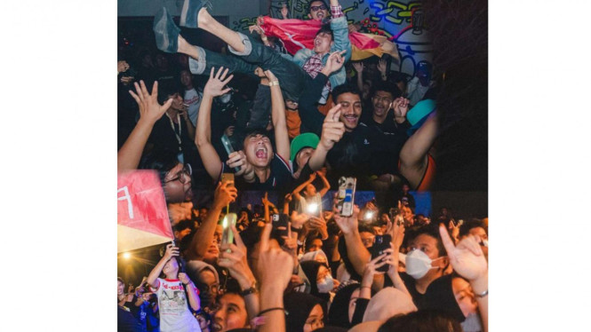 Instagram/@feelkoplo