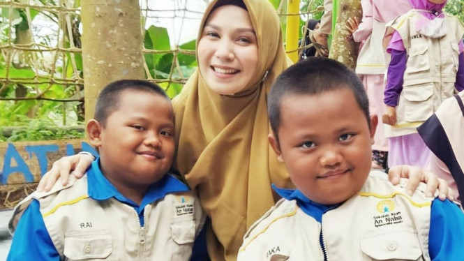 Instagram/puputmelati