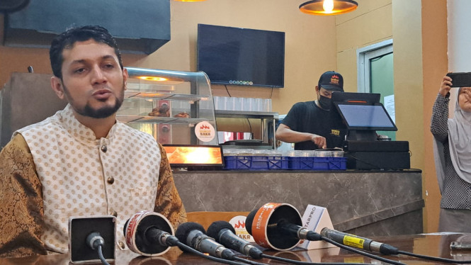 Intipseleb/Tiya Sukmawati