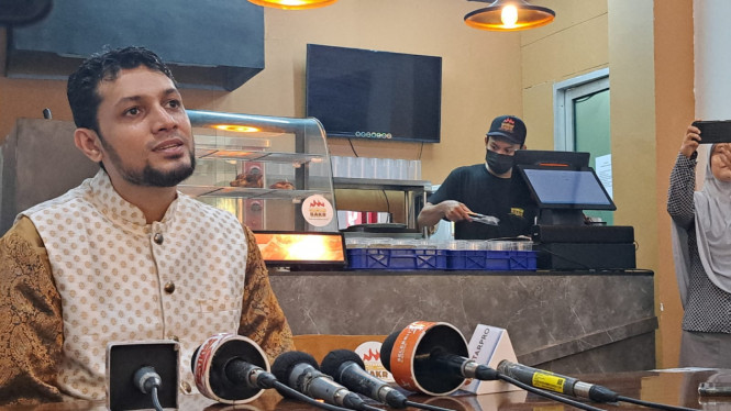 Intipseleb/Tiya Sukmawati