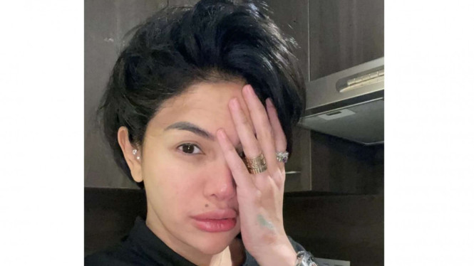 Instagram/@nikitamirzanimawardi.17