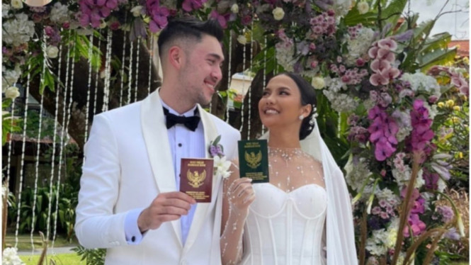 Instagram/Valerie.twns