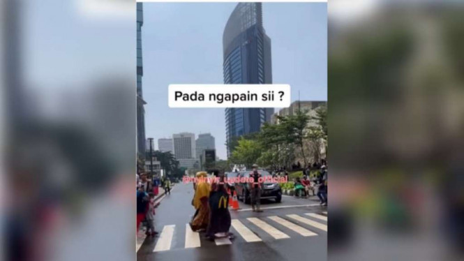 Instagram/@nyinyir_update_official