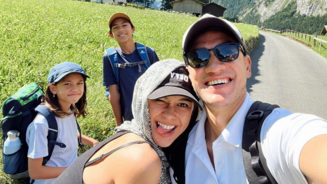 Instagram/andrew.white._