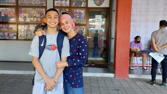 Instagram/wanda_hamidah