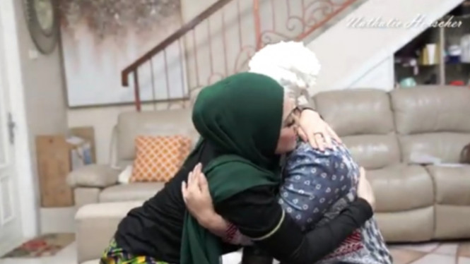 youtube/nathalieholscher