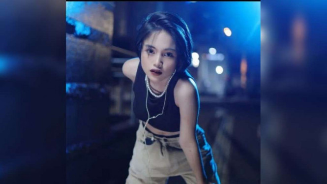 Instagram/@jasminlaticiaaa_