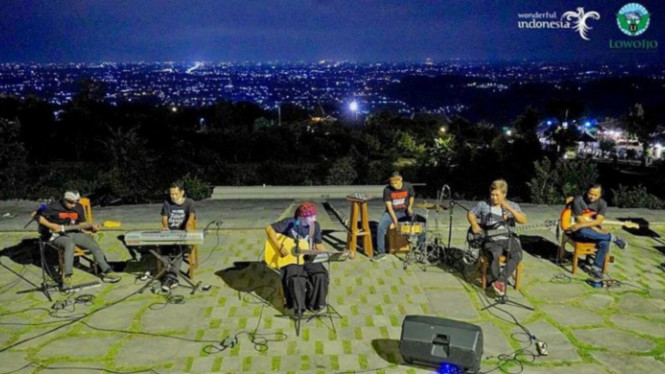 Instagram/@tebingbreksi_official