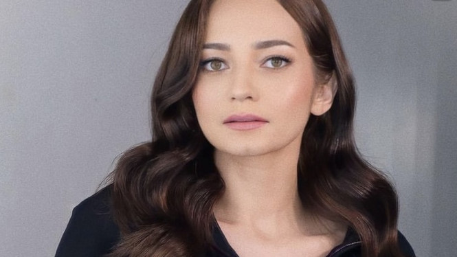 instagram/enzystoria