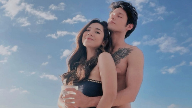 Instagram/ @dindakirana.s