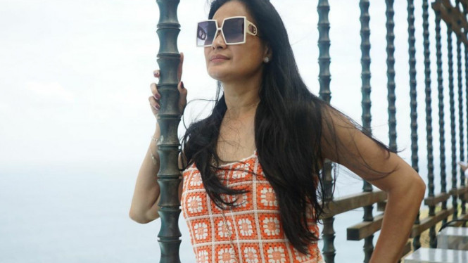 Instagram/donnaharunofficial