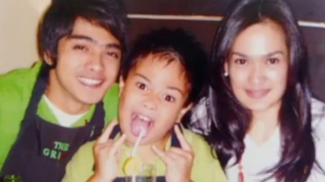 Instagram/donnaharunofficial