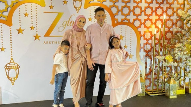 Instagram/Mumtaz.rais