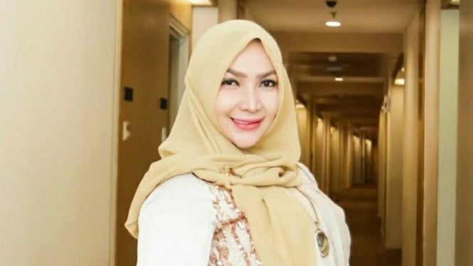 Instagram/Roro.fitria1989