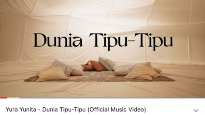 Instagram/yurayunita