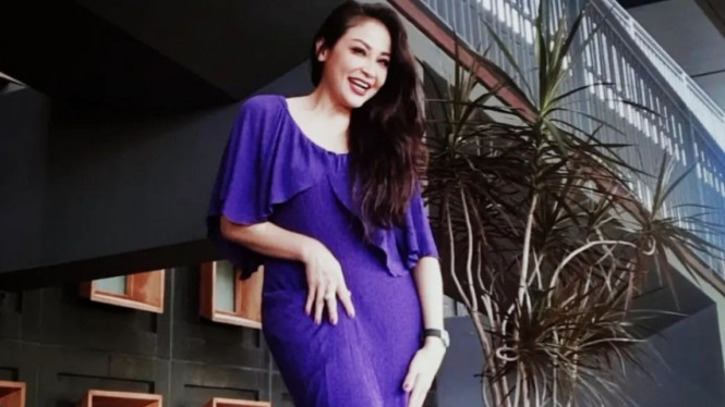 Instagram/@virnie_ismail