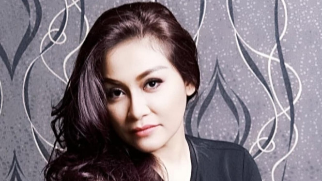 Instagram/@virnie_ismail