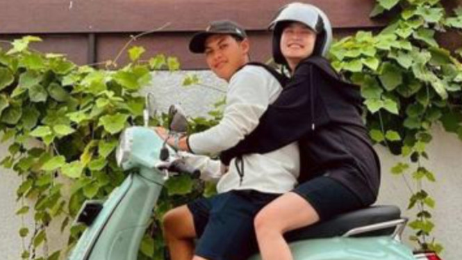 Instagram/naurell_nayaaurell