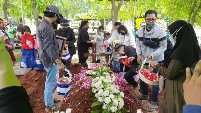 Intipseleb/rangga gani satrio