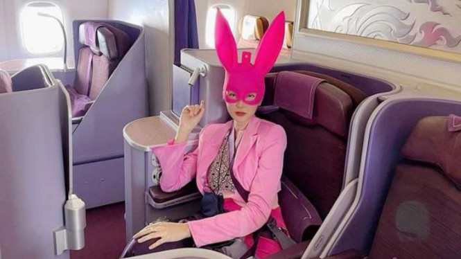 Instagram/@lucintaluna_manjalita