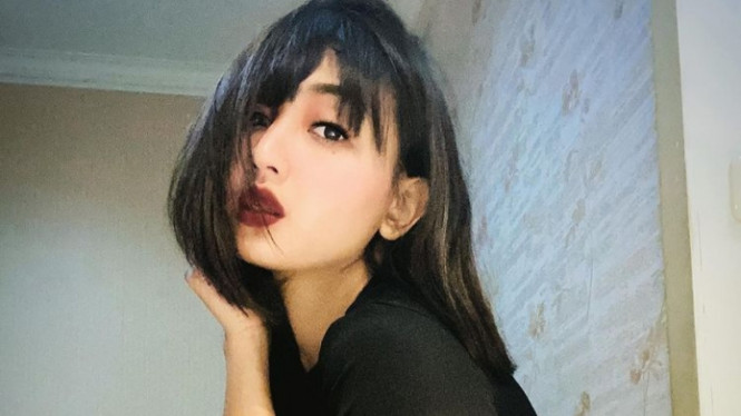 Instagram/riesca_rose