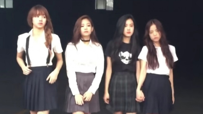 Instagram/axis_sinxity