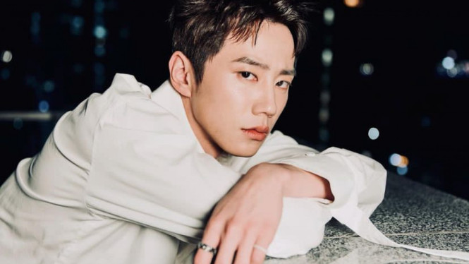 Instagram/real_2junyoung