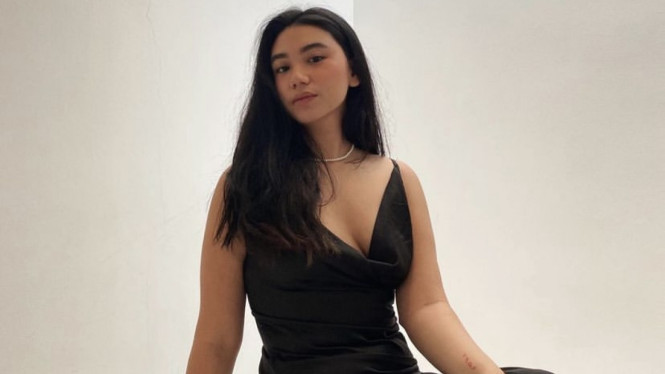 instagram/wanda_hamidah