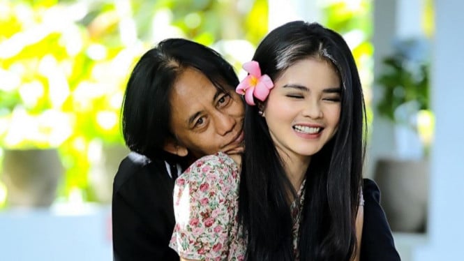 Instagram/Karinaranau9