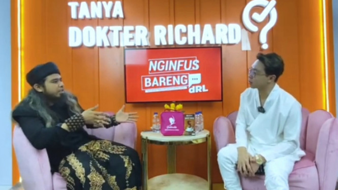 YouTube/dr. Richard Lee, MARS