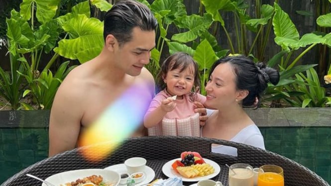 Instagram/ @asmirandah89