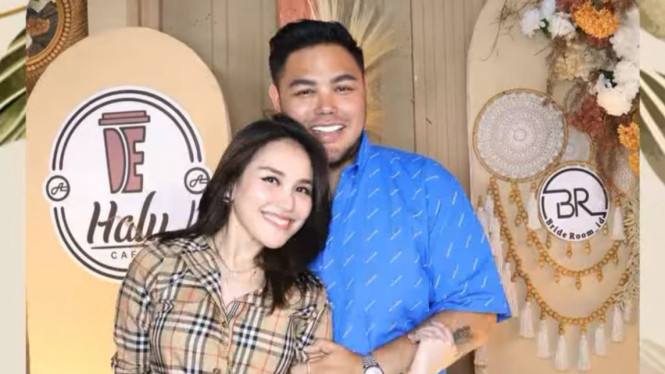 Instagram/ayutingting92