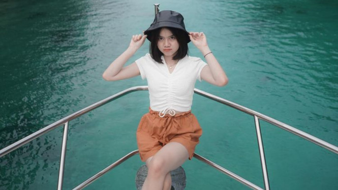 Instagram/ @ewkharis