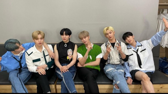 Instagram/official_oneus