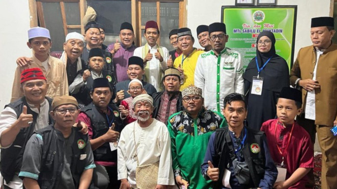 Instagram/ustadzabdulsomad_official 