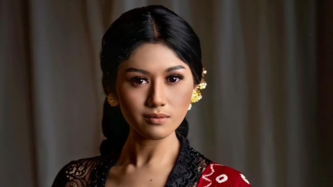 Instagram/@erinagudono