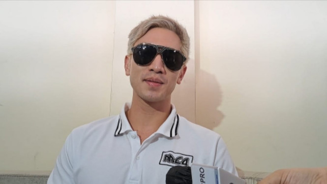 Intipseleb/Tiya Sukmawati