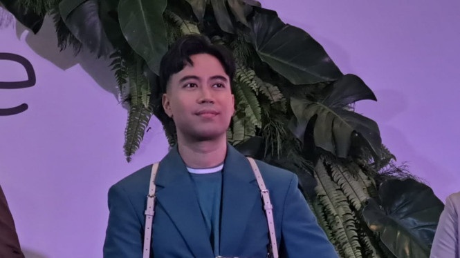 Intipseleb/Tiya Sukmawati