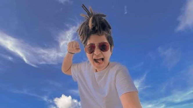 Instagram/@mitathevirgin