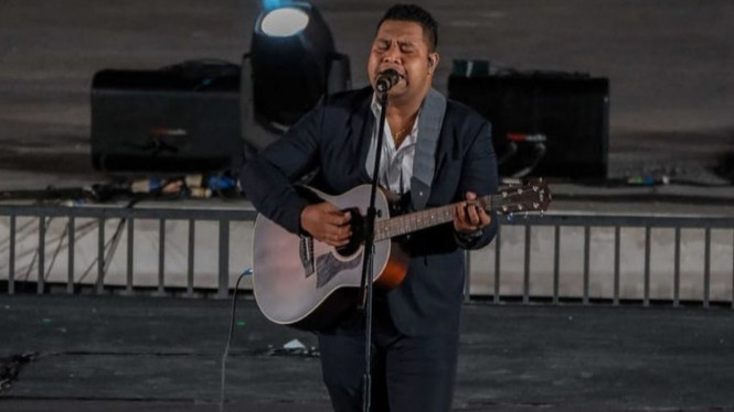 Instagram/ @andmeshkamaleng_