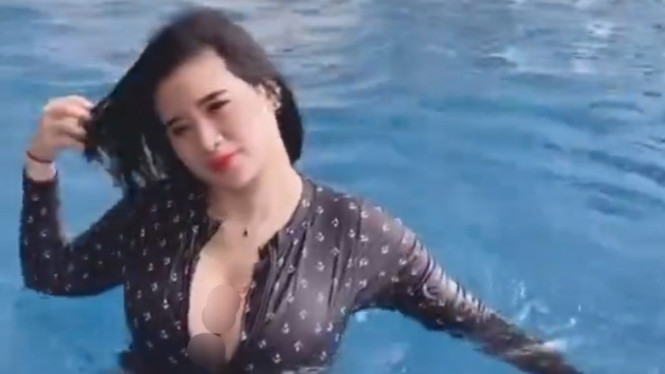 Instagram/@vaniagemesh_official