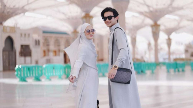 Instagram/@rey_mbayang